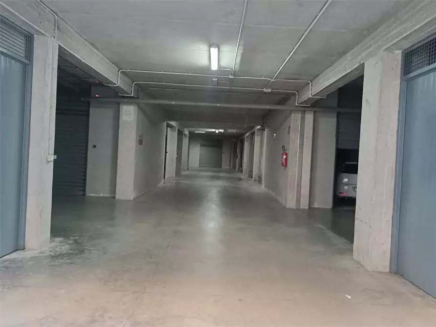 Immagine 25 di Appartamento in vendita  a Bitonto