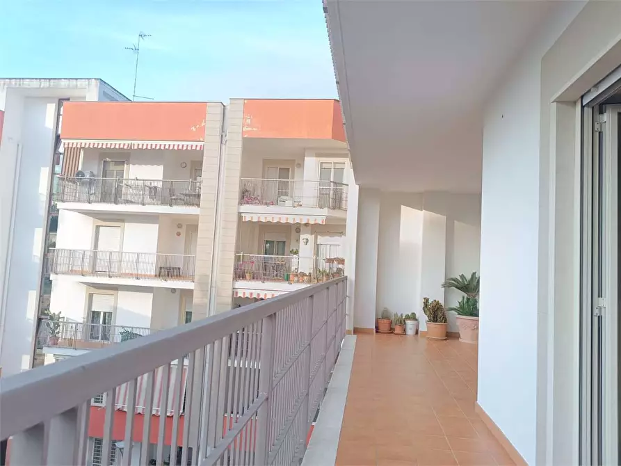 Immagine 45 di Appartamento in vendita  a Bitonto