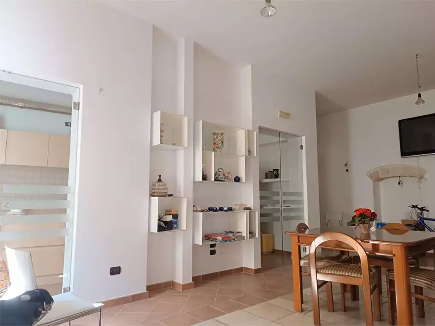 Immagine 5 di Appartamento in vendita  a Bitonto