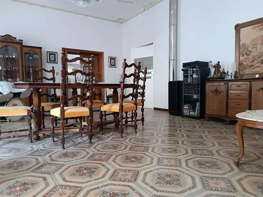 Immagine 8 di Appartamento in vendita  a Bitonto