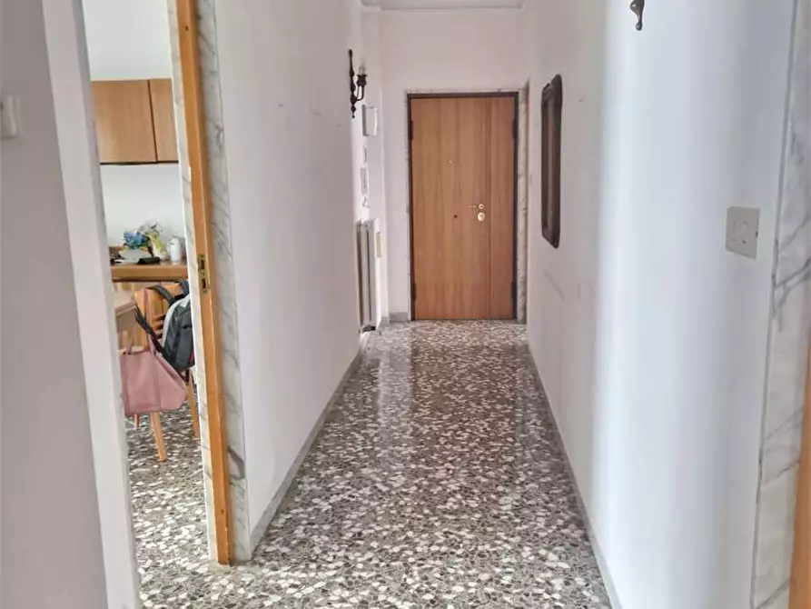 Immagine 20 di Appartamento in vendita  a Bitonto