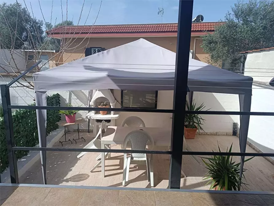 Immagine 22 di Trilocale in vendita  a Bitonto