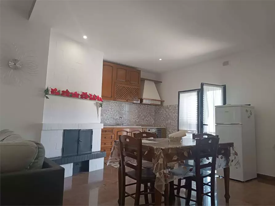 Immagine 23 di Trilocale in vendita  a Bitonto