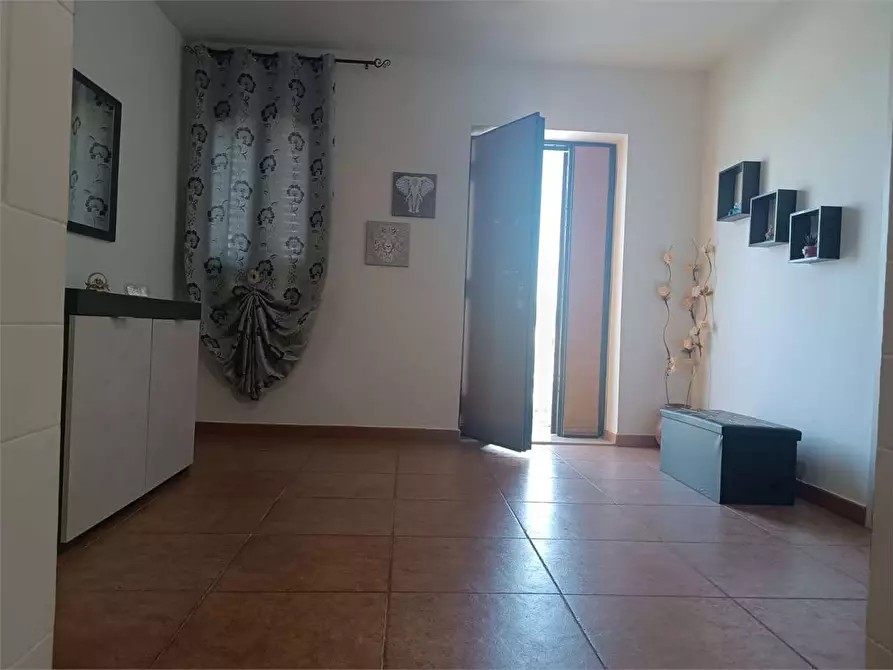 Immagine 33 di Trilocale in vendita  a Bitonto