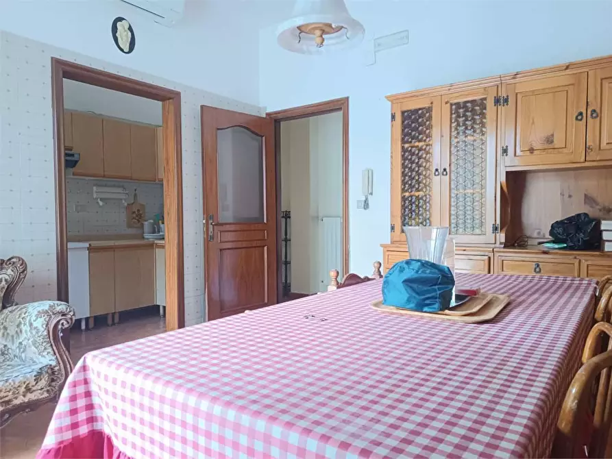 Immagine 36 di Appartamento in vendita  a Bitonto