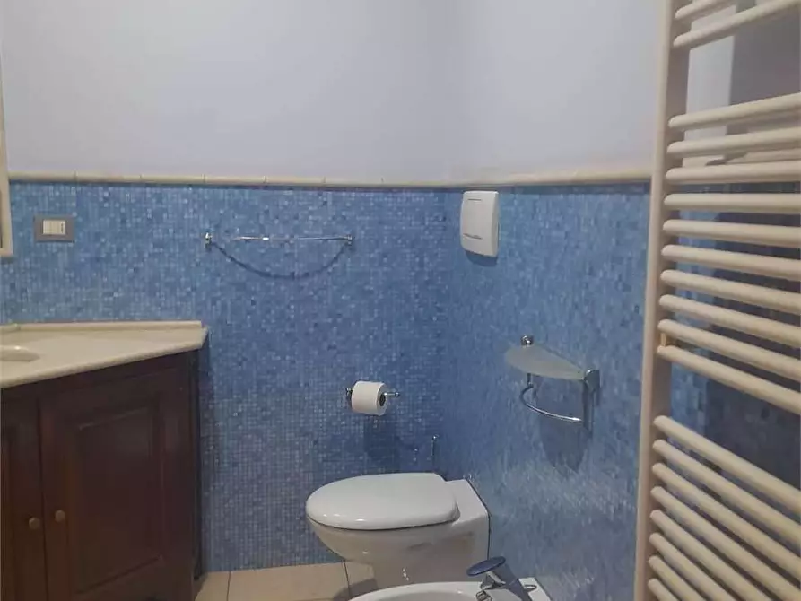 Immagine 6 di Quadrilocale in vendita  a Bari