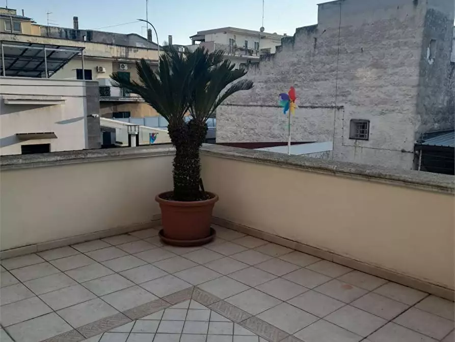Immagine 10 di Quadrilocale in vendita  a Bari