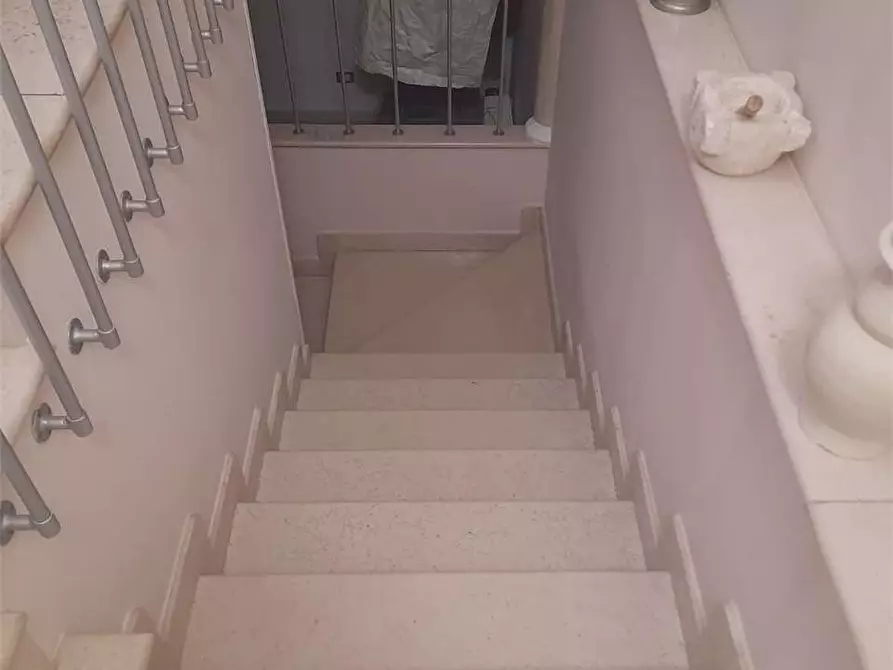 Immagine 39 di Quadrilocale in vendita  a Bari