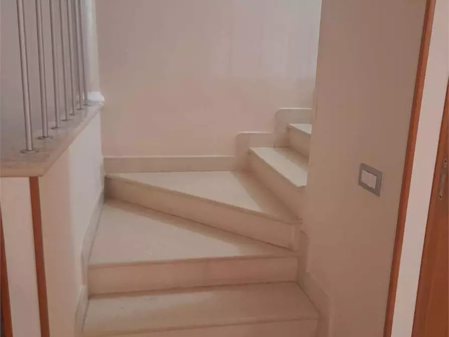 Immagine 41 di Quadrilocale in vendita  a Bari