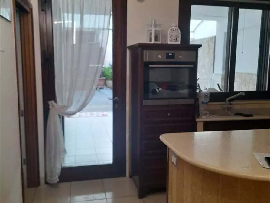 Immagine 43 di Quadrilocale in vendita  a Bari