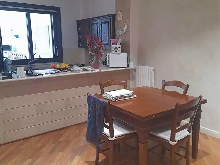 Immagine 48 di Quadrilocale in vendita  a Bari