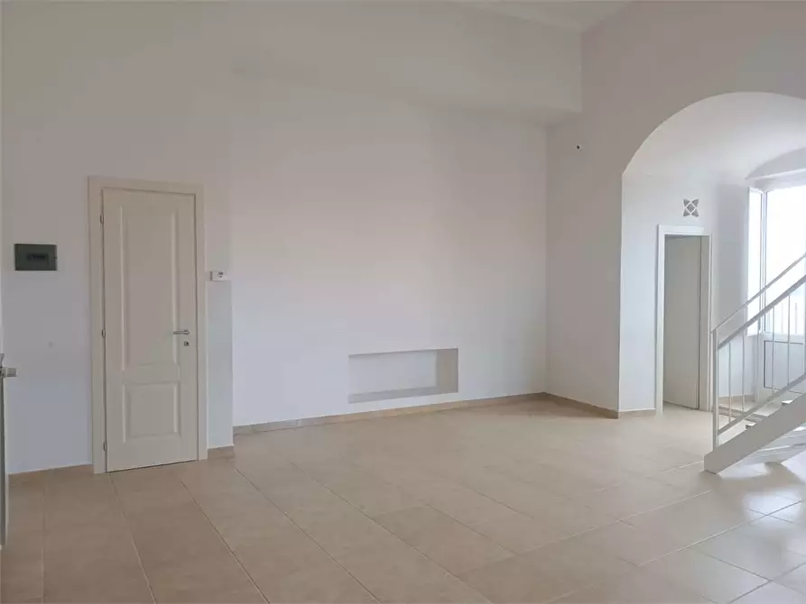 Immagine 51 di Appartamento in vendita  a Bitonto