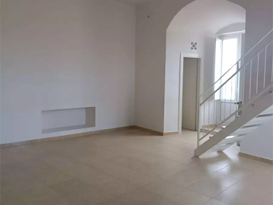 Immagine 52 di Appartamento in vendita  a Bitonto