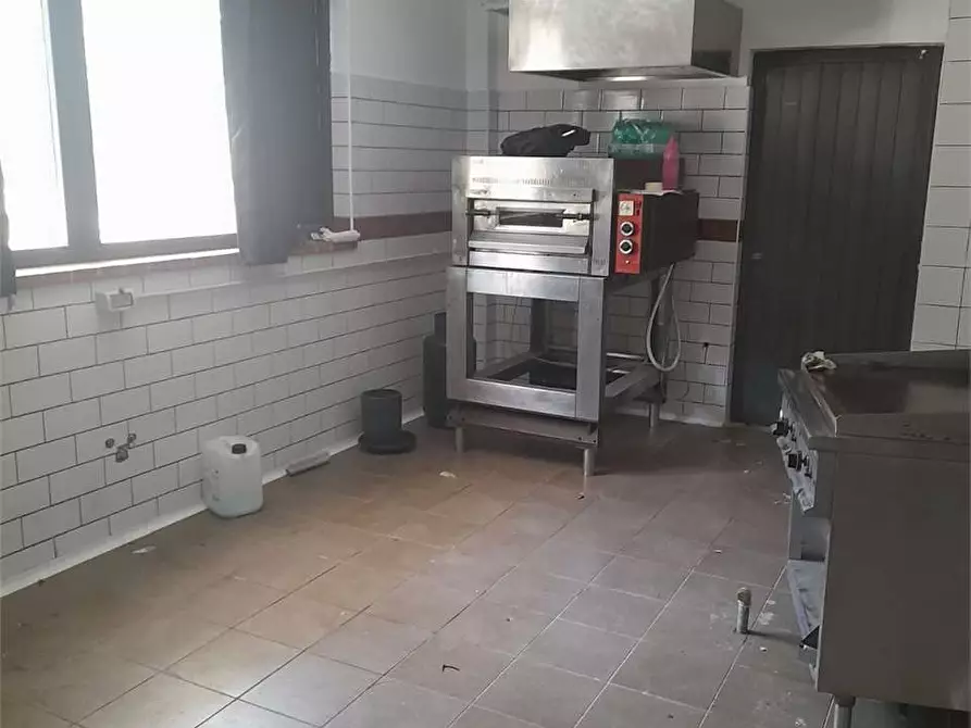 Immagine 17 di Casa indipendente in vendita  a Giovinazzo