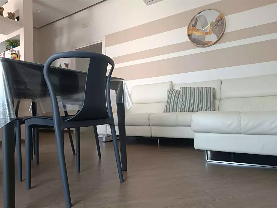 Immagine 12 di Appartamento in vendita  a Bitonto