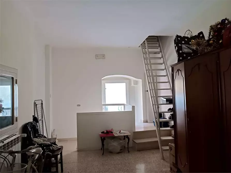 Immagine 5 di Casa indipendente in vendita  a Bitonto