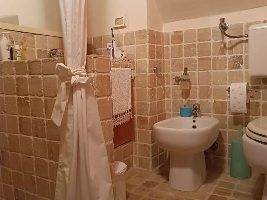 Immagine 37 di Appartamento in vendita  a Bitonto