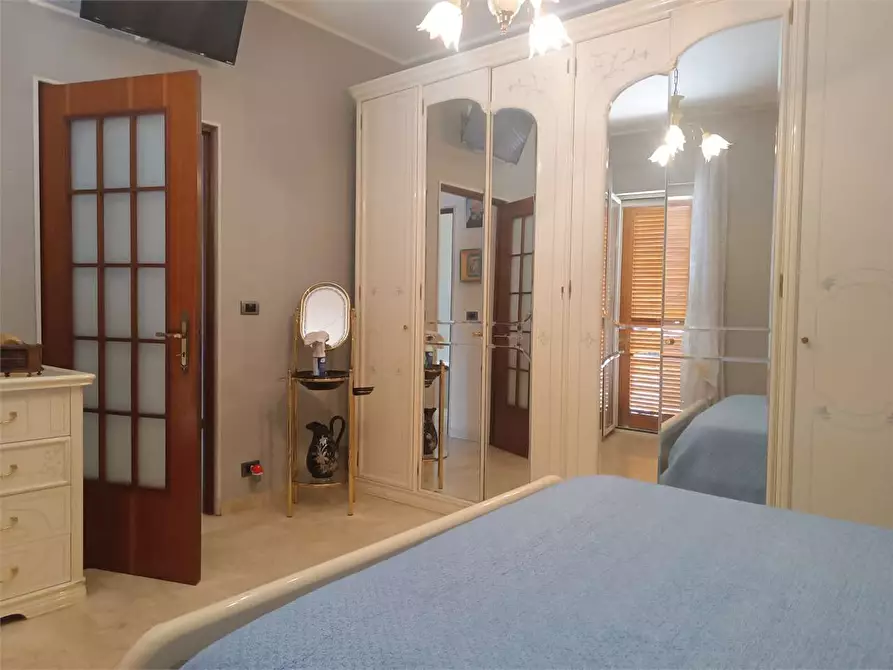 Immagine 13 di Villa in vendita  a Bitonto