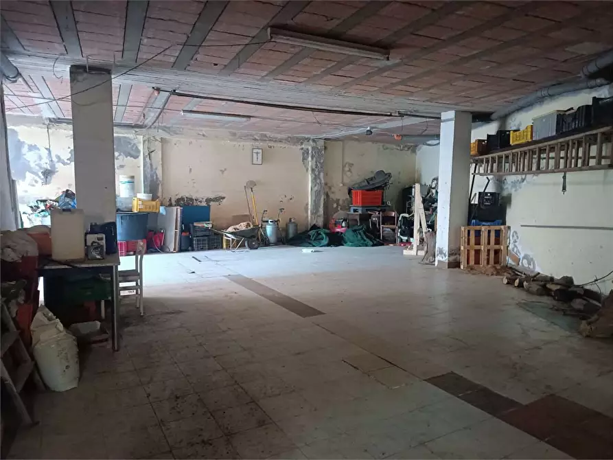 Immagine 33 di Villa in vendita  a Bitonto