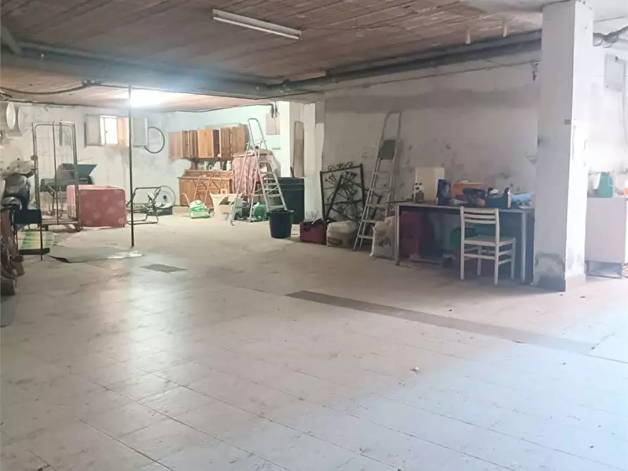 Immagine 40 di Villa in vendita  a Bitonto