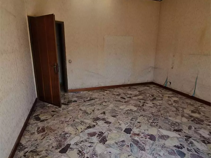 Immagine 50 di Appartamento in vendita  a Bitonto