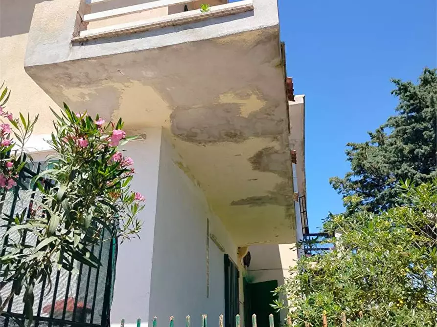 Immagine 5 di Villa in vendita  a Bitonto
