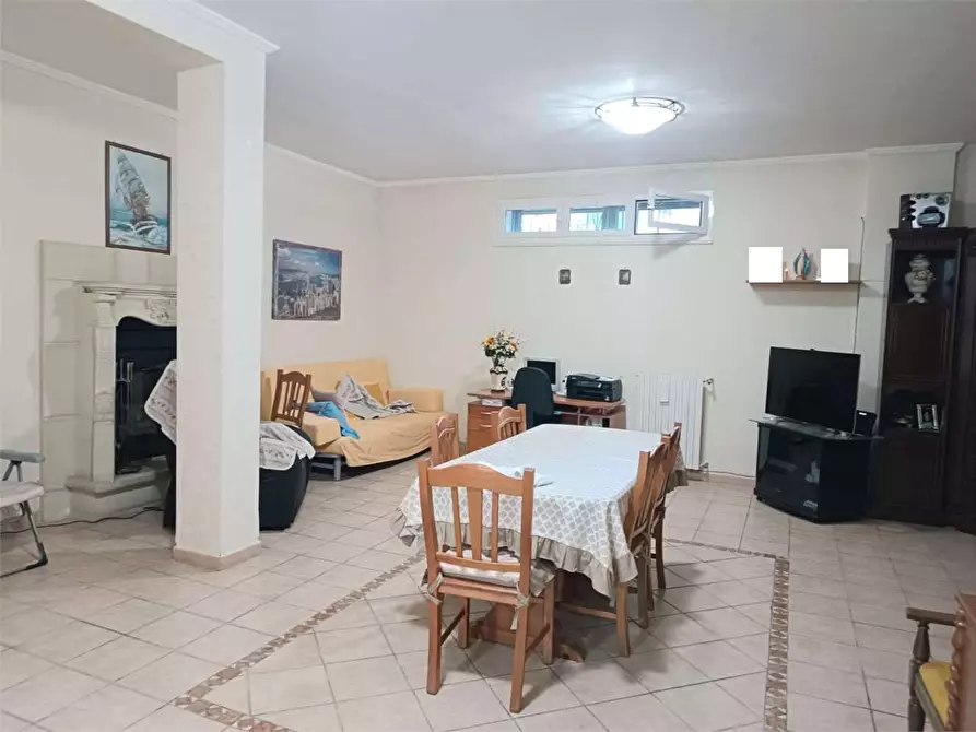 Immagine 7 di Villa in vendita  a Bitonto