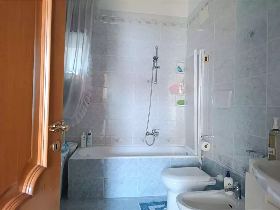 Immagine 21 di Villa in vendita  a Bitonto