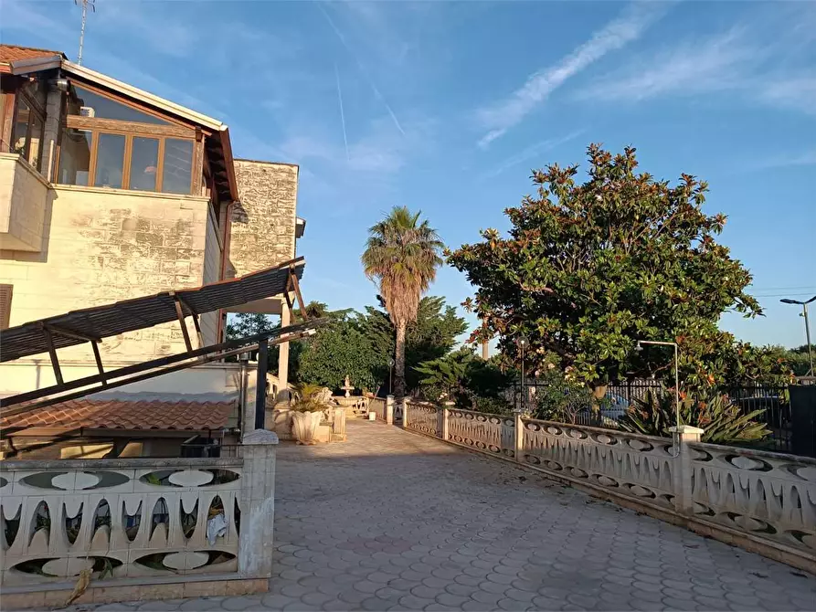 Immagine 44 di Villa in vendita  a Bitonto