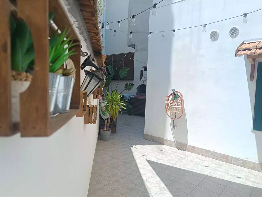 Immagine 22 di Appartamento in vendita  a Bitonto