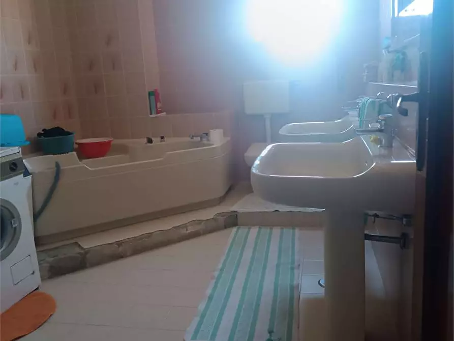 Immagine 15 di Appartamento in vendita  a Bitonto