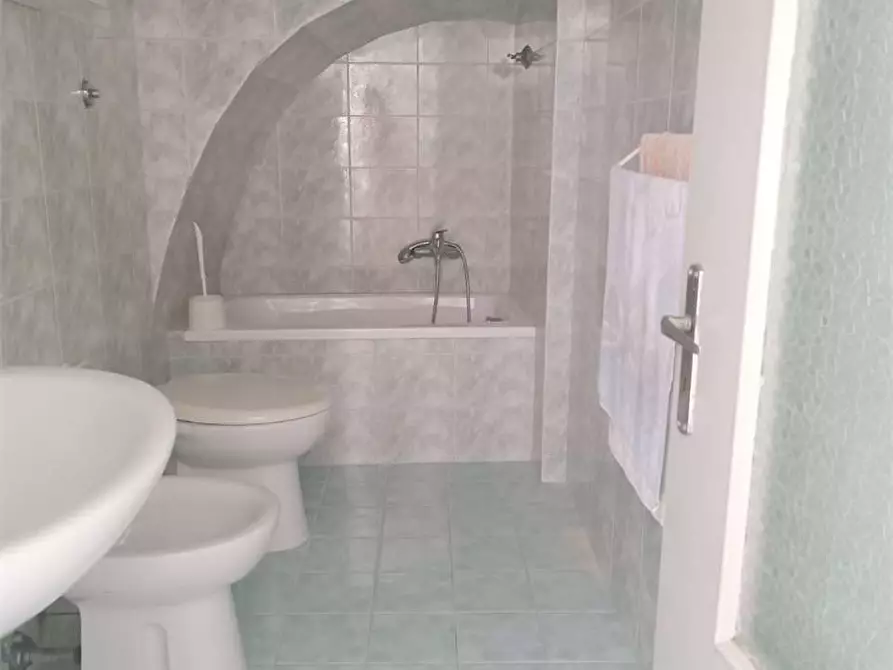 Immagine 39 di Appartamento in vendita  a Bitonto