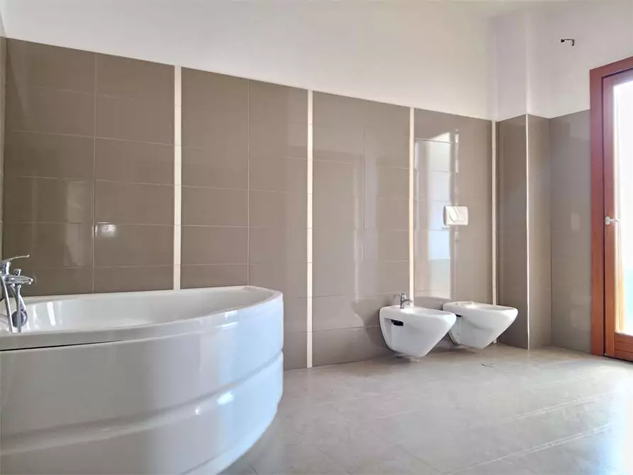 Immagine 7 di Appartamento in vendita  a Bitonto