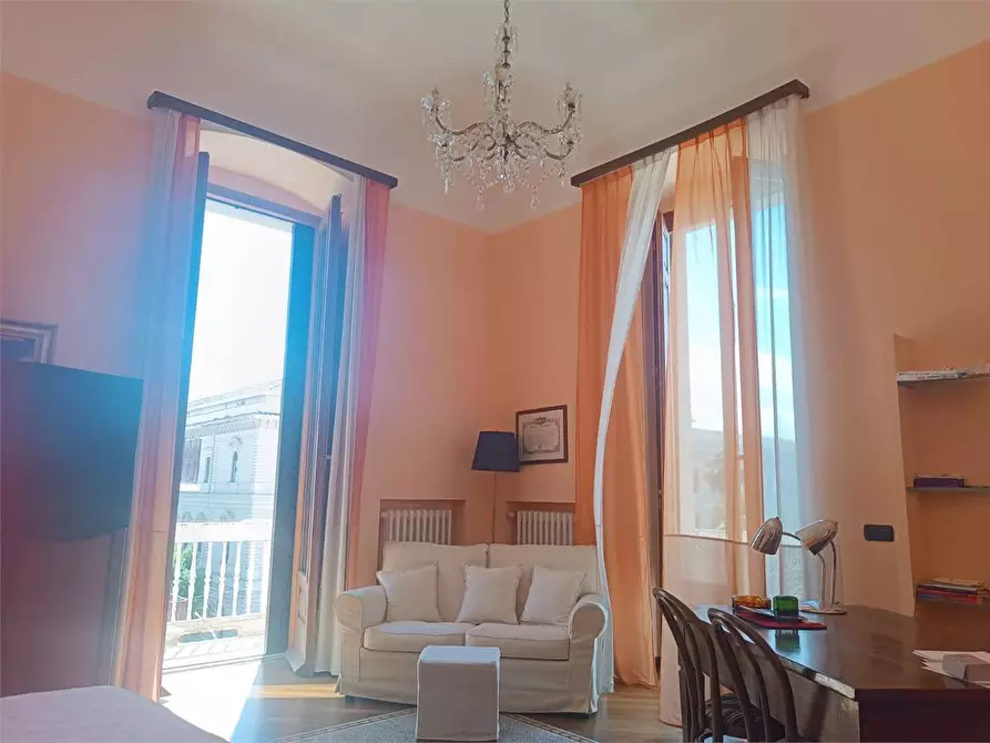 Immagine 1 di Appartamento in vendita  a Bari