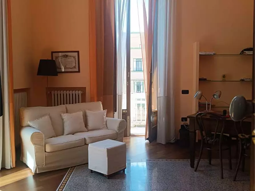 Immagine 9 di Appartamento in vendita  a Bari