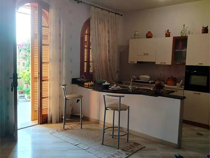 Immagine 8 di Villa in vendita  a Bitonto