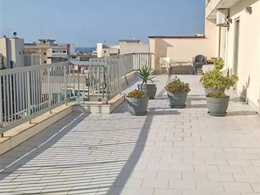 Immagine 8 di Appartamento in vendita  a Bitonto