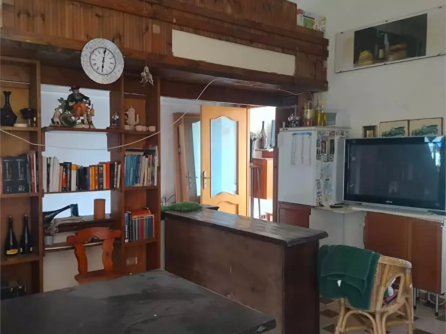 Immagine 2 di Villa in vendita  a Bitonto