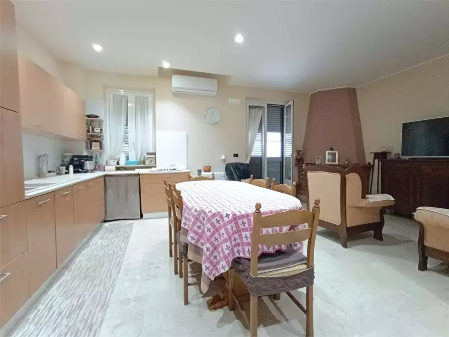 Immagine 27 di Casa indipendente in vendita  a Bitonto