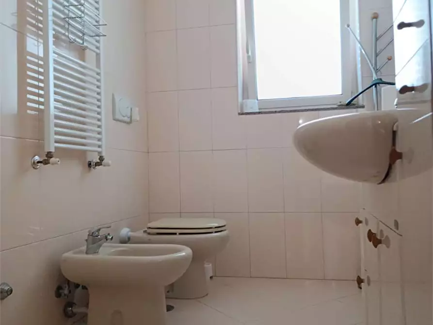 Immagine 49 di Casa indipendente in vendita  a Bitonto