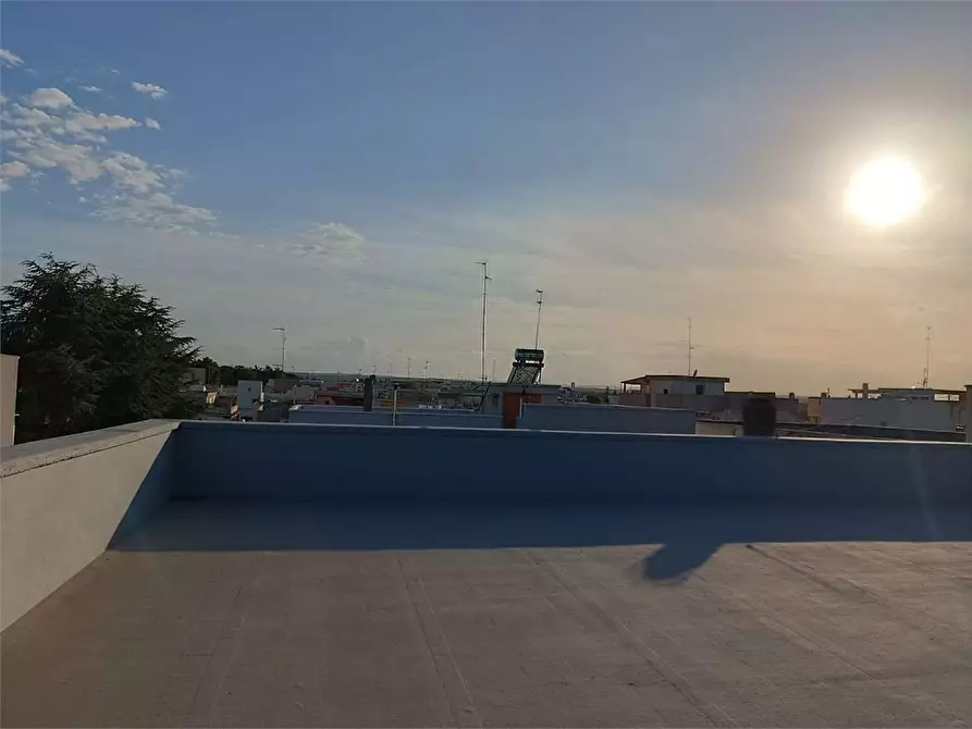 Immagine 2 di Casa indipendente in vendita  a Bitonto