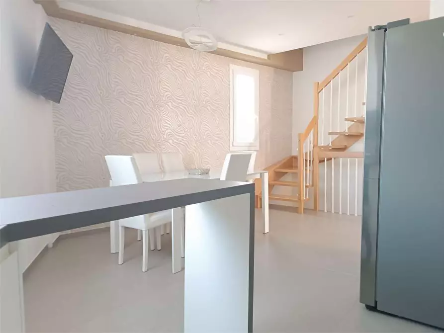 Immagine 10 di Villetta a schiera in vendita  a Bitonto