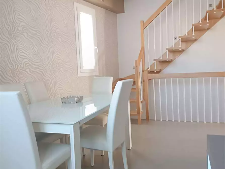 Immagine 11 di Villetta a schiera in vendita  a Bitonto