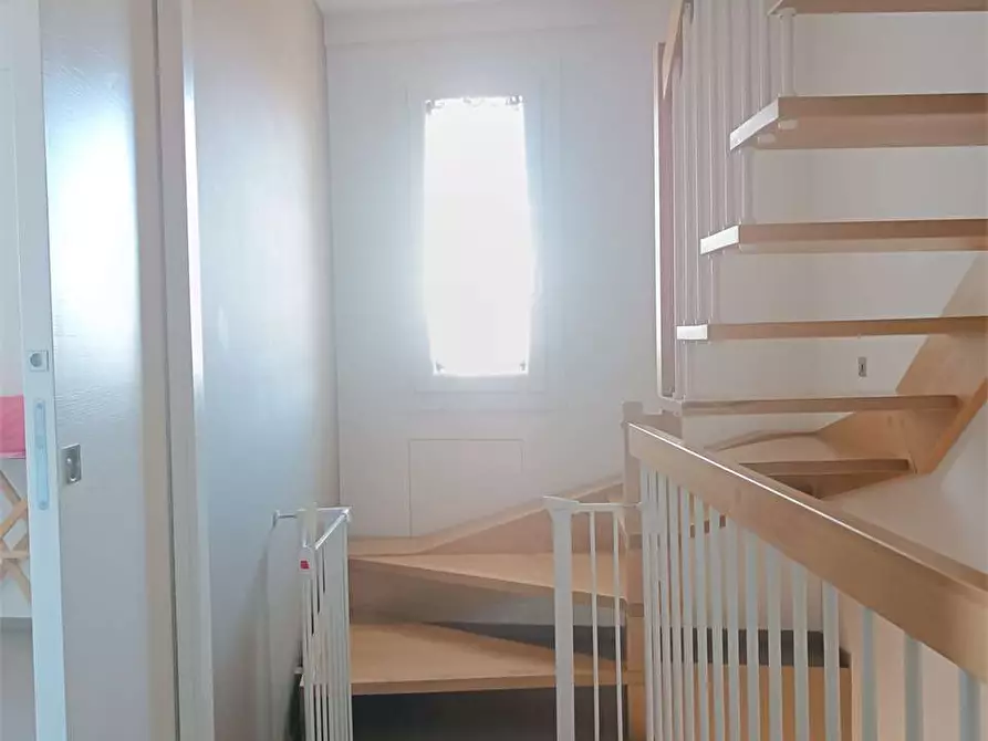 Immagine 21 di Villetta a schiera in vendita  a Bitonto