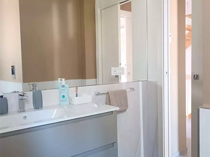 Immagine 32 di Villetta a schiera in vendita  a Bitonto