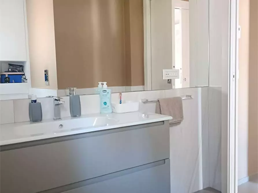 Immagine 33 di Villetta a schiera in vendita  a Bitonto