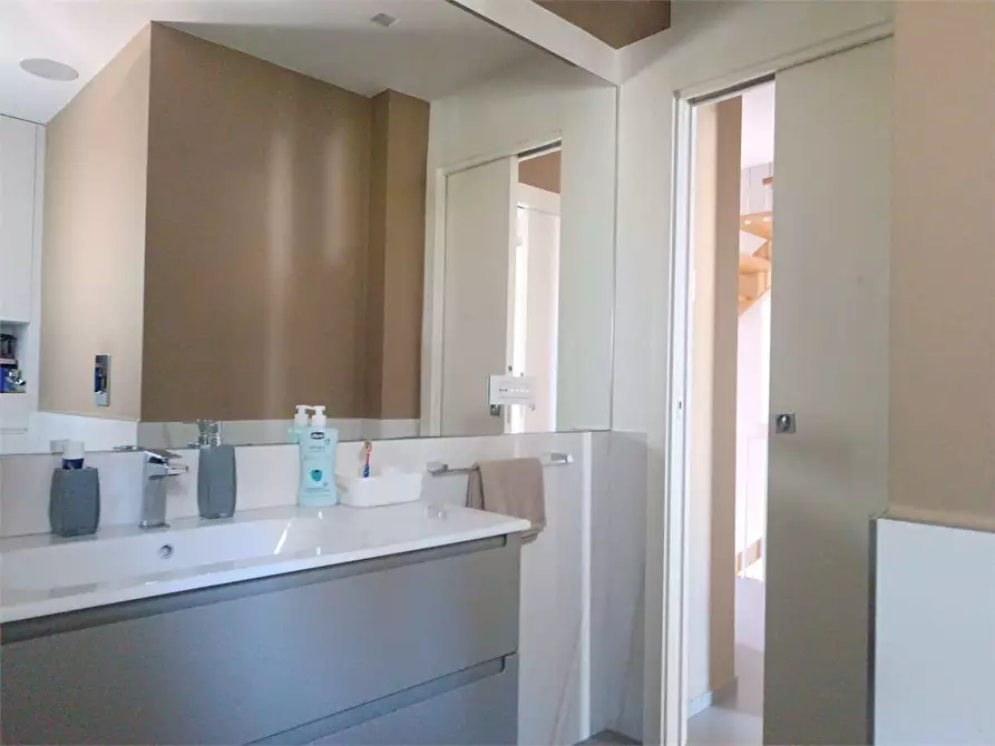 Immagine 34 di Villetta a schiera in vendita  a Bitonto