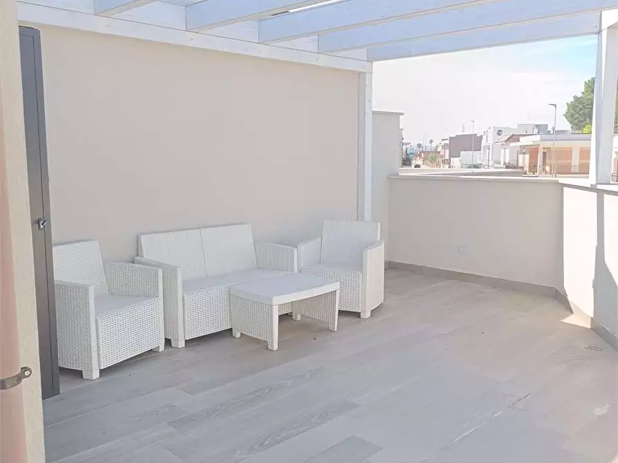 Immagine 47 di Villetta a schiera in vendita  a Bitonto