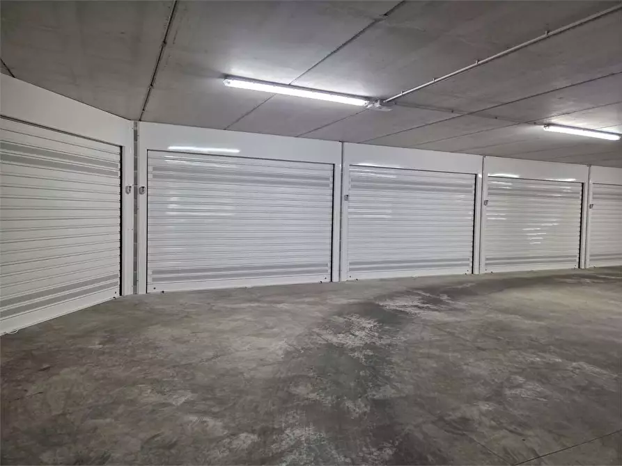 Immagine 7 di Appartamento in vendita  a Bitonto