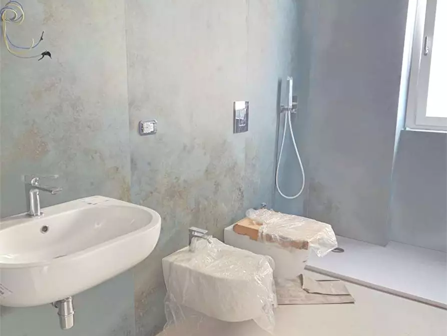 Immagine 18 di Appartamento in vendita  a Bitonto